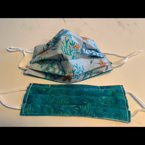 New Sea Turtle 2-sided Adjustable Face Mask Adult - Picture 1 of 4